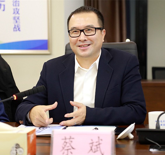 熊良虎会见兴业银行西循分行行长、党委书记蔡斌 熊良虎会见兴业银行西循分行行长、党委书记蔡斌