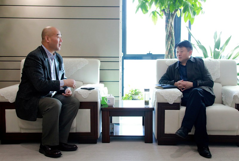 ÐÜÁ¼»¢»á¼û»ª²Ê×Éѯ¹«Ë¾¶Ê³¤¡¢×ܲð×Íò¸Ù ÐÜÁ¼»¢»á¼û»ª²Ê×Éѯ¹«Ë¾¶Ê³¤¡¢×ܲð×Íò¸Ù