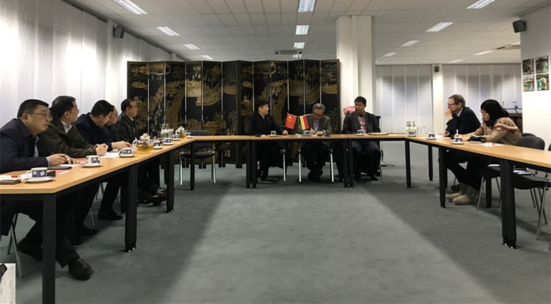 熊良虎赴德国考察矿区情形治理项目 熊良虎赴德国考察矿区情形治理项目