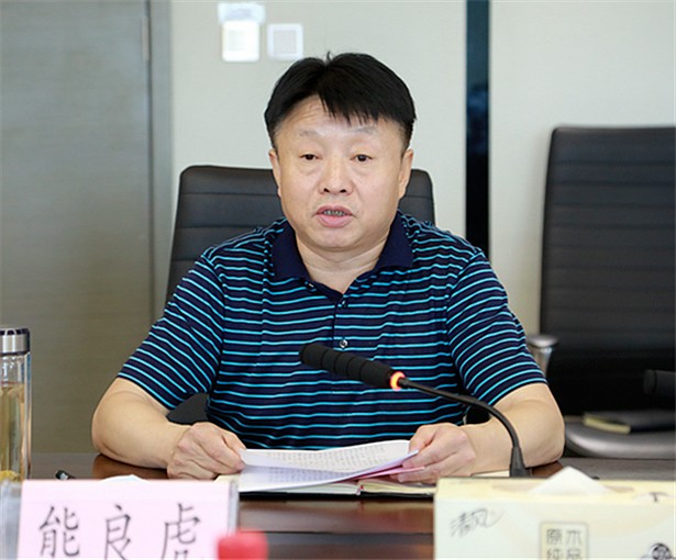 省国资委党委委员、副主任李凯到365体育官网集团调研指导事情 省国资委党委委员、副主任李凯到365体育官网集团调研指导事情