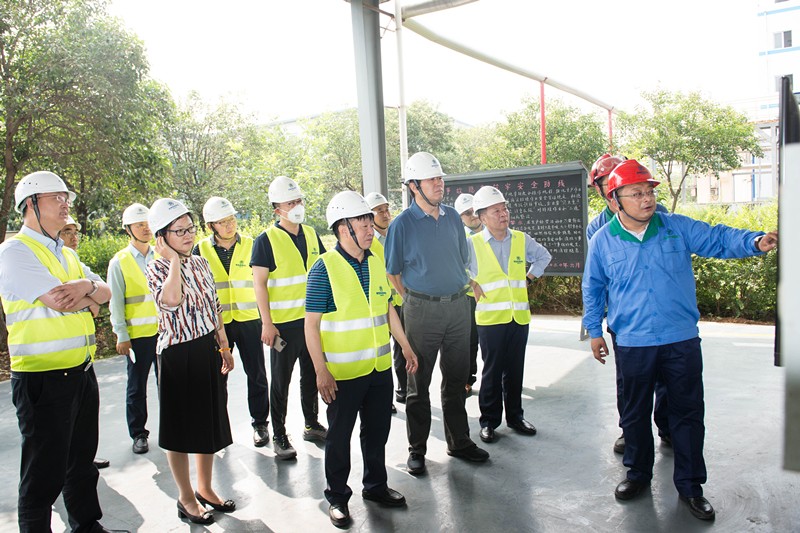 省委组织部副部长范永斌到365体育官网集团调研 省委组织部副部长范永斌到365体育官网集团调研