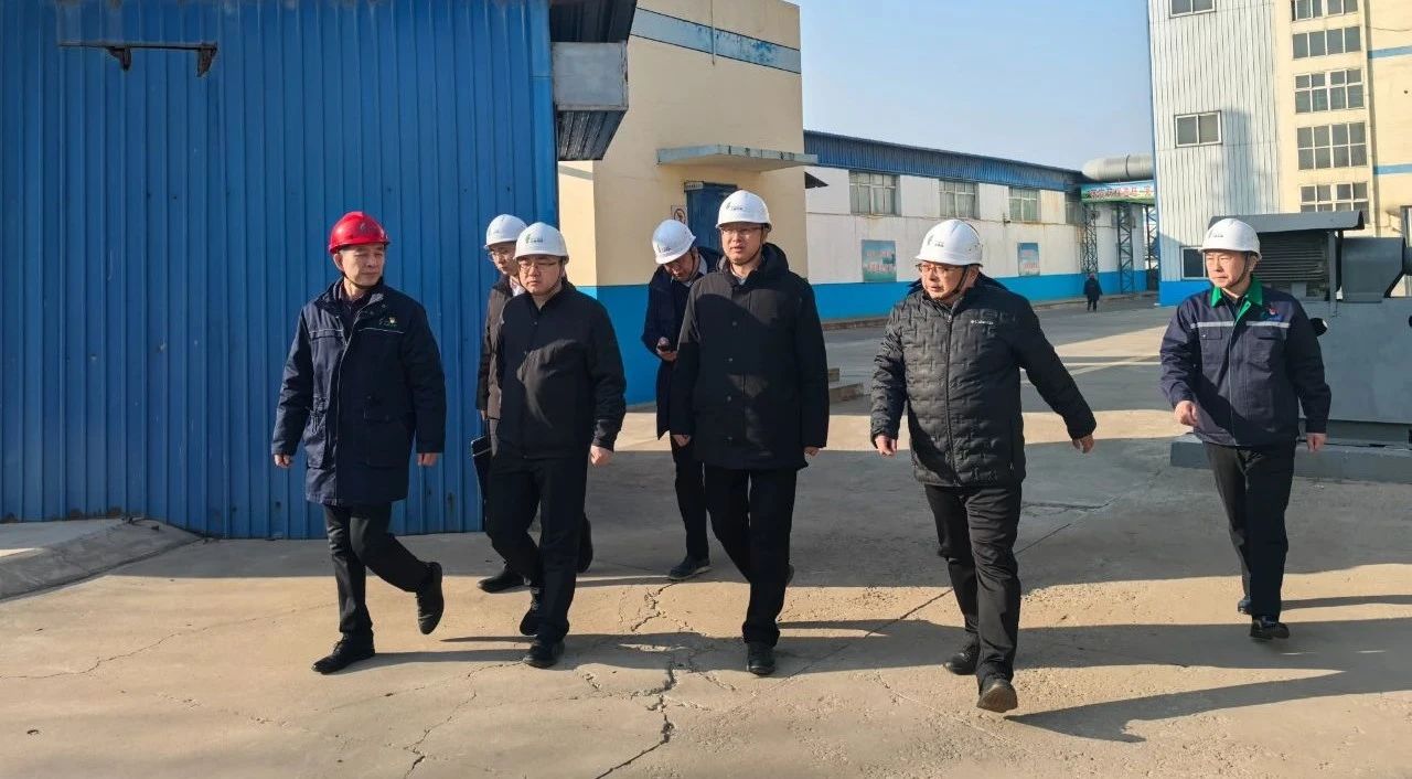 郝军亮赴三秦环保公司项目一线检查节前清静环保事情 郝军亮赴三秦环保公司项目一线检查节前清静环保事情